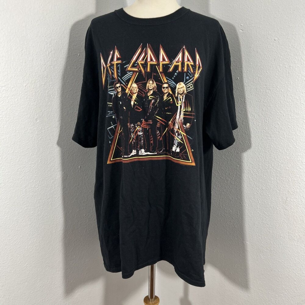 Def Leppard T shirt Me's‎ Extra Large Black Crew Tour 2018 Graphic Pullover